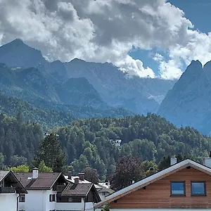  Apartment Chalet Waxenstein